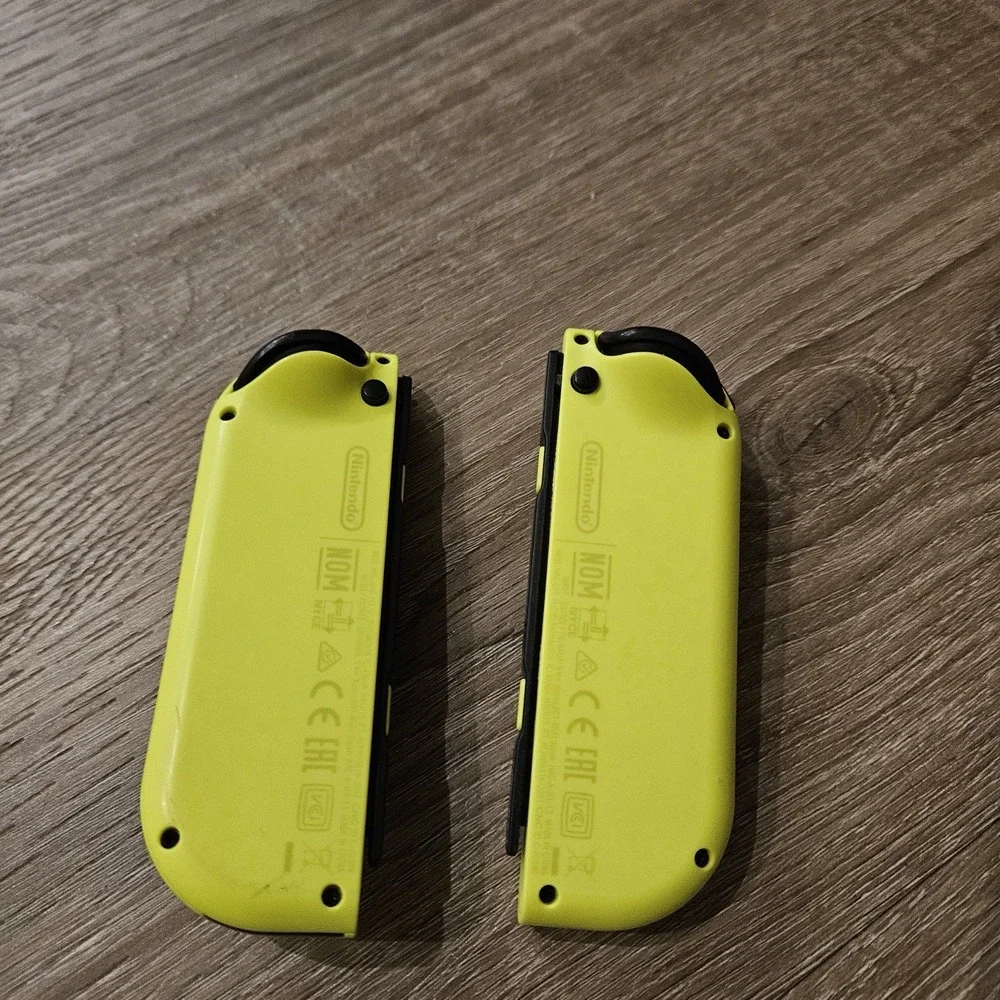 Nintendo Switch Joy-Con L R Controllers Neon Yellow OEM w Straps Replacement Box